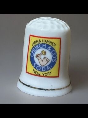 Vintage Arm & Hammer Church & Co’s Soda thimble
Arm & Hammer Church & Co’s Soda
